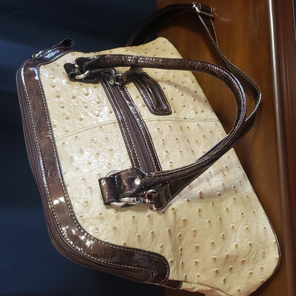 Beautiful Marc Chantal Ostrich Print Embossed Leather Shoulder Arm Handbag - Picture 2 of 7